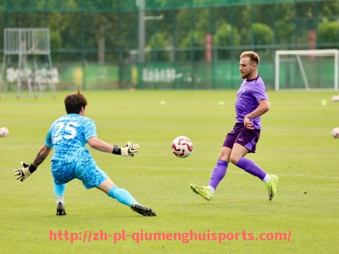 球盟会官网-世俱杯关键赛事焦点事件盘点与赛场表现