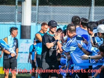 球盟会官网-英超球队球员转会动态与交易分析